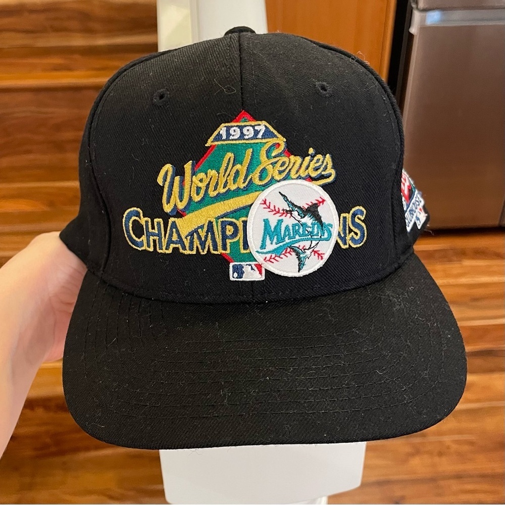 Vintage 1997 New Era Florida Marlins World Series Champs Snapback Hat 100% Wool - Picture 2 of 13